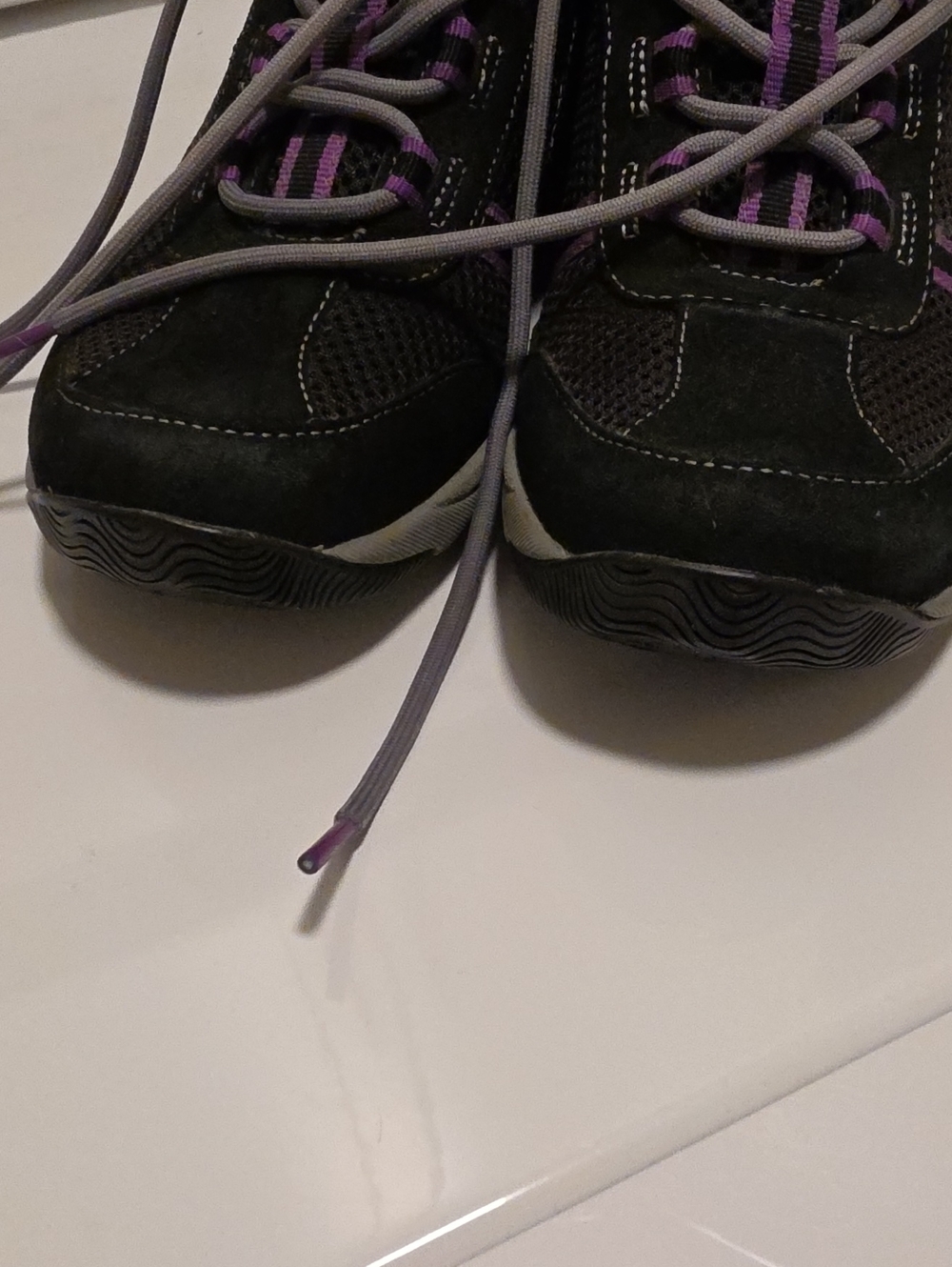 Dansko Helen Black and Purple Comfort Lace-Up Sneakers Size 38 - Picture 5 of 5